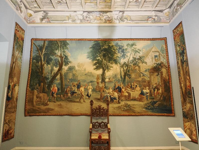 Tremezzina, Italy: Villa Carlotta, Tapestry Room: The Peasant Feast (ca. 1750-1770, Jean-Franc_ois Van der Borght)