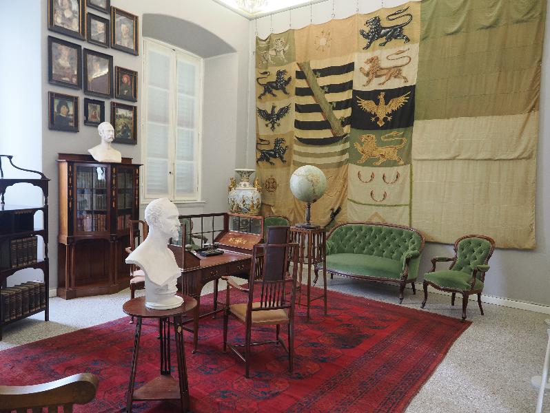 Tremezzina, Italy: Villa Carlotta, Duke Georg II Studio: view