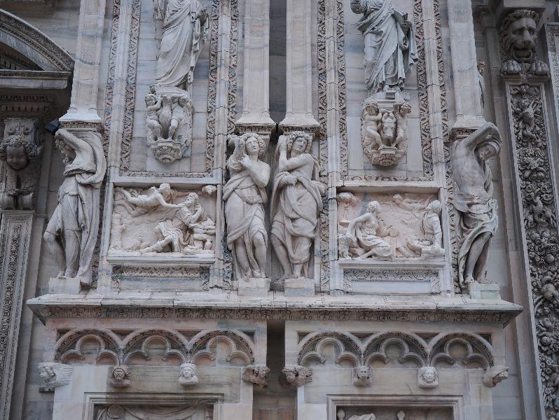 Milan, Italy: Duomo di Milano: wall decoration