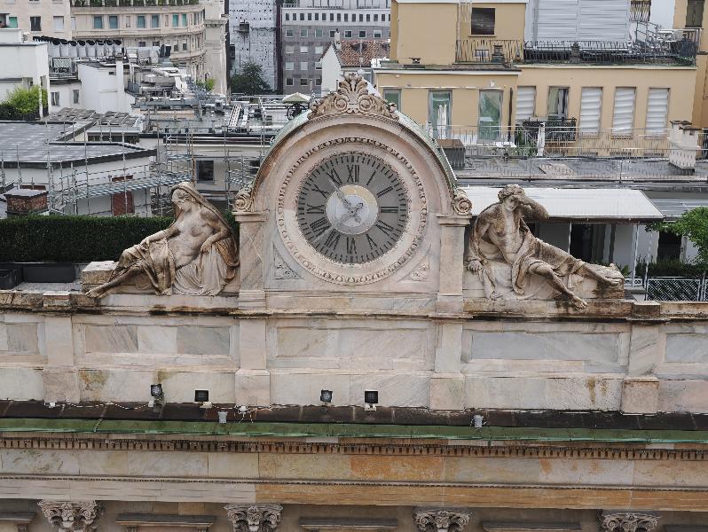 Milan, Italy: Duomo di Milano: view of Veneranda Fabbrica clock