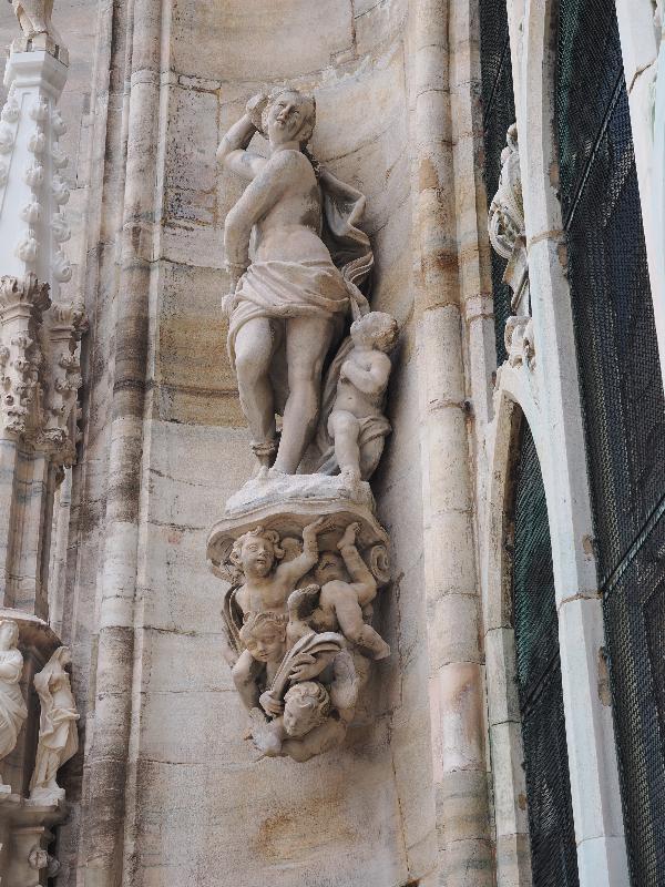 Milan, Italy: Duomo di Milano: mother and child