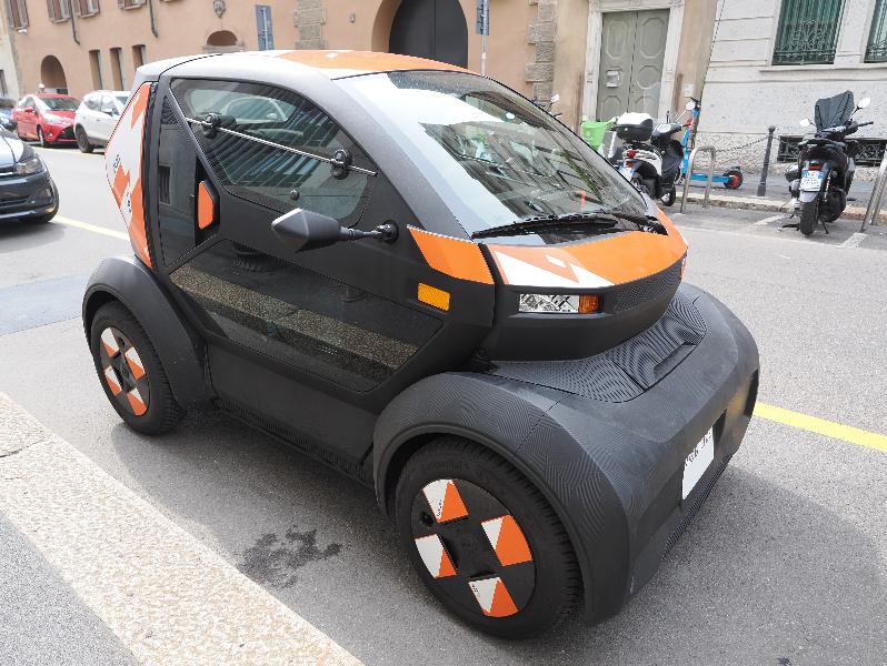 Milan, Italy: Via Santa Maria Fulcorina: Renault Mobilize Duo