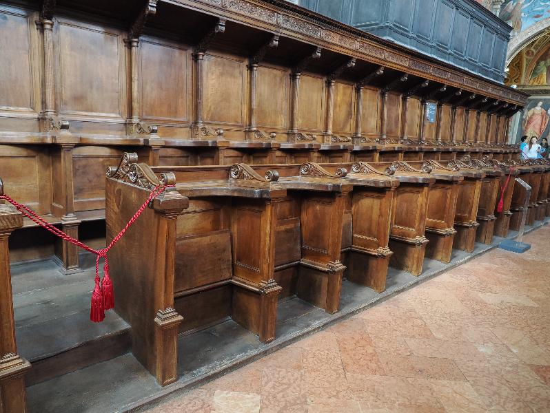 Milan, Italy: Chiesa di San Maurizio al Monastero Maggiore: nuns' choir stalls