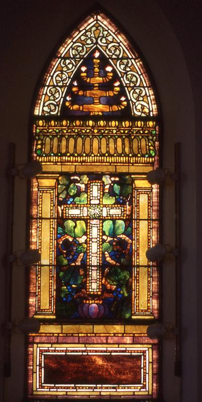 Lyon Memorial Window:  ornamental