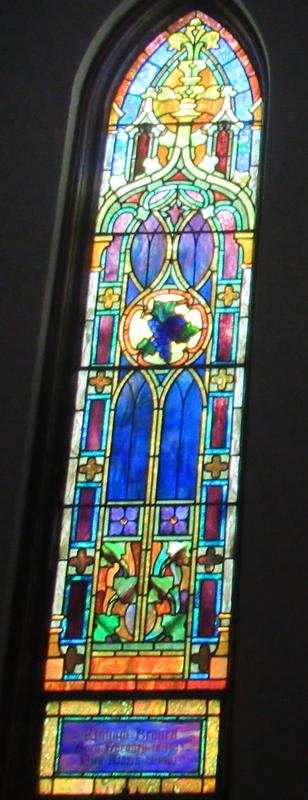 Bennett Memorial Window:  ornamental
