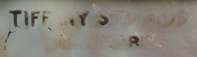 item signature has a photo