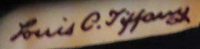 item signature has a photo